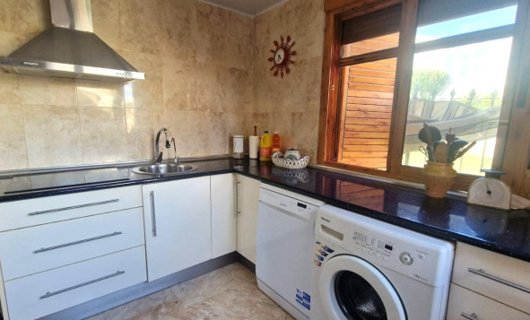 Resale - 2. Town house - Torrevieja - Orihuela Costa