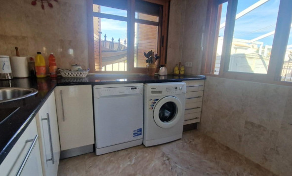 Resale - 2. Town house - Torrevieja - Orihuela Costa