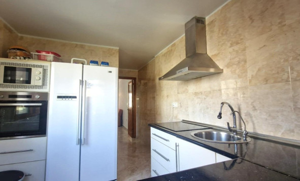 Resale - 2. Town house - Torrevieja - Orihuela Costa