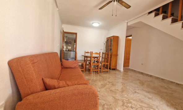 Resale - 2. Town house - Torrevieja - Orihuela Costa