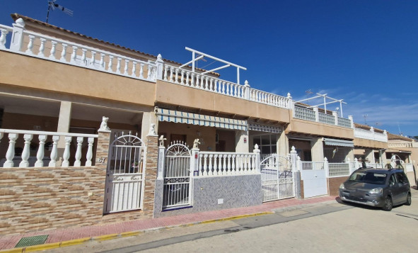 Resale - 2. Town house - Torrevieja - Orihuela Costa