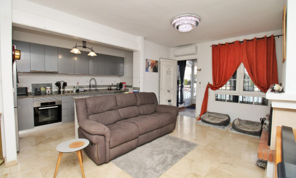 Resale - 2. Town house - Villamartin - Orihuela Costa