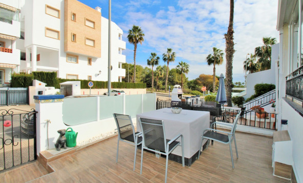 Resale - 2. Town house - Villamartin - Orihuela Costa