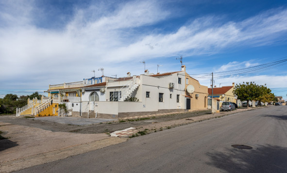 Resale - 2. Town house - Torrevieja - Urbanización San Luis