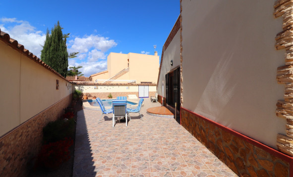 Herverkoop - 4. House - Detached Villa - Formentera del Segura - Rojales