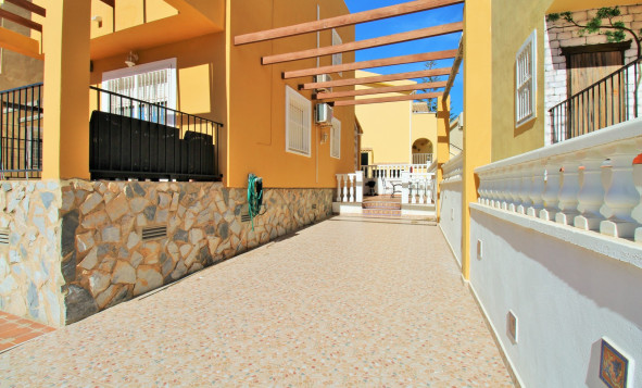 Resale - 4. House - Detached Villa - Villamartin - Orihuela Costa