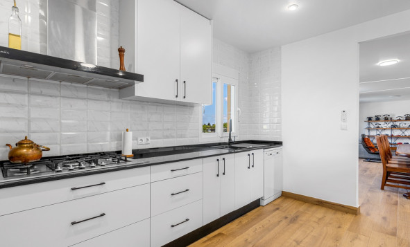 Herverkoop - 3. Halfvrijstaand huis - Los Montesinos - Costa Blanca Zuid