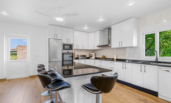 Herverkoop - 3. Halfvrijstaand huis - Los Montesinos - Costa Blanca Zuid