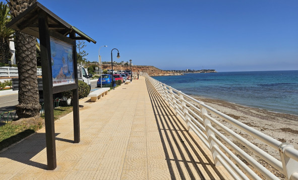 Herverkoop - 3. Halfvrijstaand huis - Cabo Roig - Costa Blanca Zuid