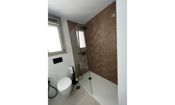 Herverkoop - 3. Halfvrijstaand huis - San Miguel de Salinas - Costa Blanca Zuid