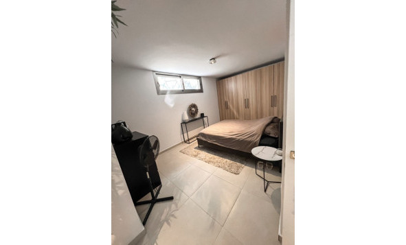 Herverkoop - 3. Halfvrijstaand huis - San Miguel de Salinas - Costa Blanca Zuid