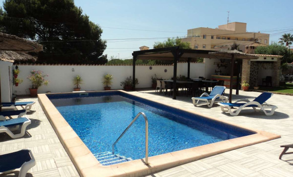 Herverkoop - 3. Vrijstaande villa - Orihuela Costa - Costa Blanca Zuid