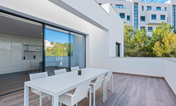 Herverkoop - 3. Halfvrijstaand huis - Las Colinas Golf and Country Club - Costa Blanca Zuid