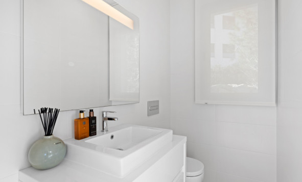 Herverkoop - 3. Halfvrijstaand huis - Las Colinas Golf and Country Club - Costa Blanca Zuid