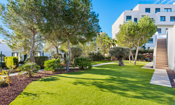 Herverkoop - 3. Halfvrijstaand huis - Las Colinas Golf and Country Club - Costa Blanca Zuid