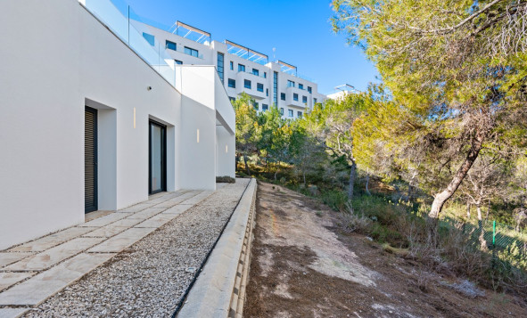 Herverkoop - 3. Halfvrijstaand huis - Las Colinas Golf and Country Club - Costa Blanca Zuid