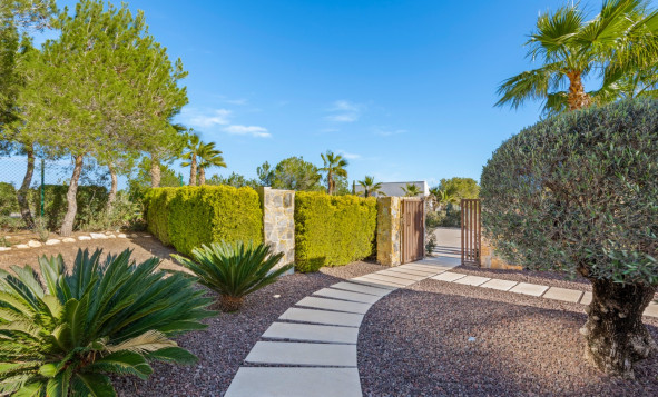 Herverkoop - 3. Halfvrijstaand huis - Las Colinas Golf and Country Club - Costa Blanca Zuid