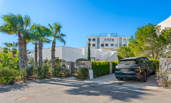 Herverkoop - 3. Halfvrijstaand huis - Las Colinas Golf and Country Club - Costa Blanca Zuid