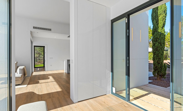 Herverkoop - 3. Halfvrijstaand huis - Las Colinas Golf and Country Club - Costa Blanca Zuid