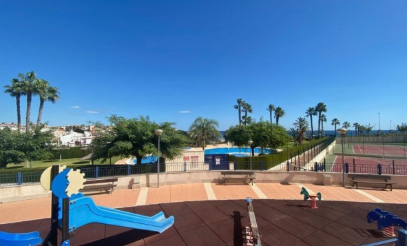 Herverkoop - 1. Appartement / flat - Mil Palmeras - Costa Blanca Zuid