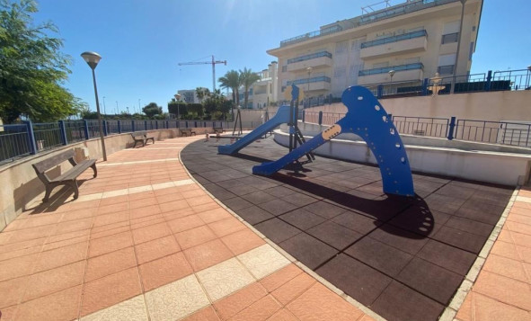 Herverkoop - 1. Appartement / flat - Mil Palmeras - Costa Blanca Zuid