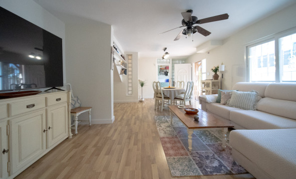 Herverkoop - 3. Halfvrijstaand huis - Torrevieja - Costa Blanca Zuid