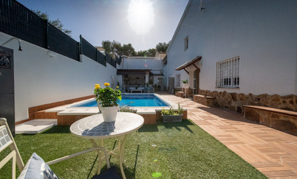 Herverkoop - 3. Halfvrijstaand huis - Torrevieja - Costa Blanca Zuid