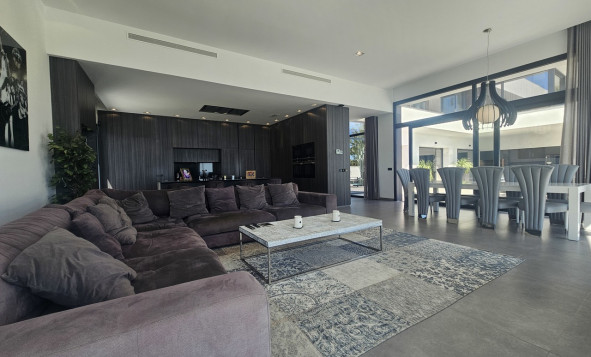 Herverkoop - 3. Halfvrijstaand huis - Cabo Roig - Costa Blanca Zuid