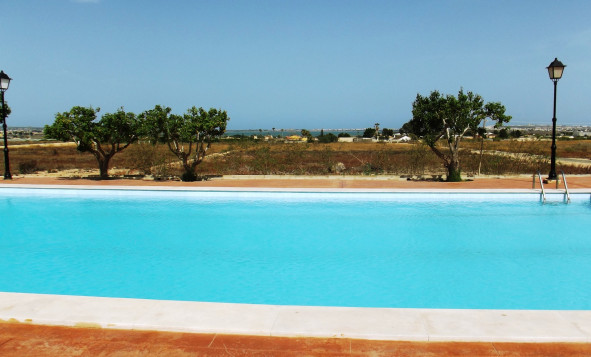 Herverkoop - 3. Halfvrijstaand huis - Los Montesinos - Costa Blanca Zuid