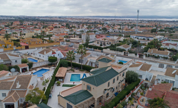 Reventa - 3. Casa pareada - Torrevieja - Costa Blanca Sur