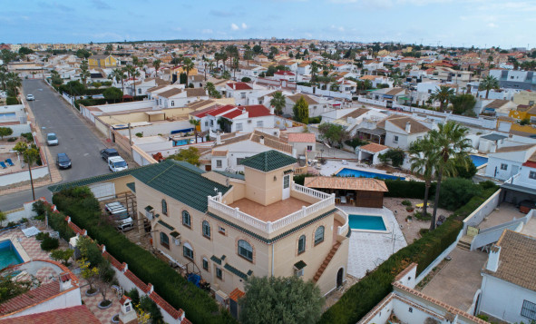 Reventa - 3. Casa pareada - Torrevieja - Costa Blanca Sur