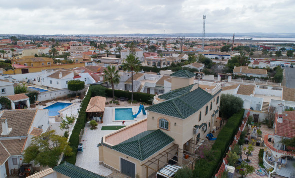 Reventa - 3. Casa pareada - Torrevieja - Costa Blanca Sur