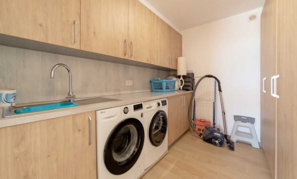 Herverkoop - 3. Halfvrijstaand huis - Torrevieja - Costa Blanca Zuid