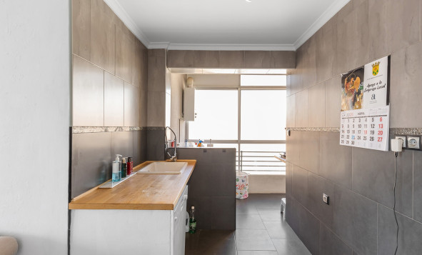 Herverkoop - 1. Appartement / flat - Daya Nueva - Costa Blanca Zuid