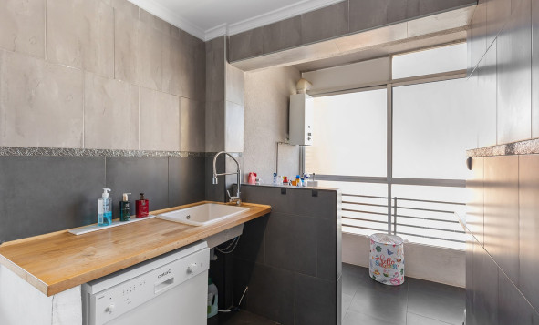 Herverkoop - 1. Appartement / flat - Daya Nueva - Costa Blanca Zuid