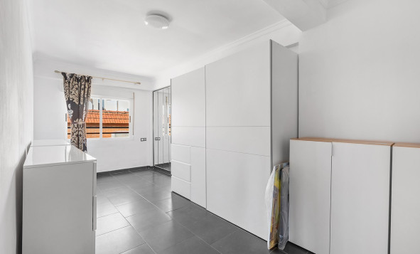 Herverkoop - 1. Appartement / flat - Daya Nueva - Costa Blanca Zuid