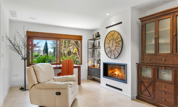 Herverkoop - 3. Halfvrijstaand huis - Elche - Costa Blanca Zuid