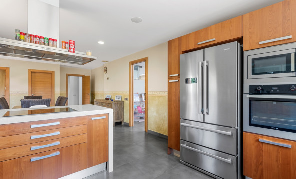 Herverkoop - 3. Halfvrijstaand huis - Elche - Costa Blanca Zuid