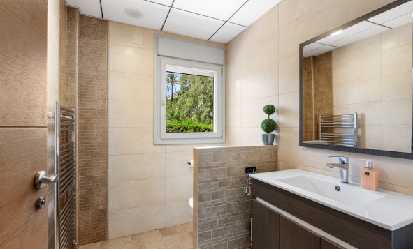 Herverkoop - 3. Halfvrijstaand huis - Elche - Costa Blanca Zuid