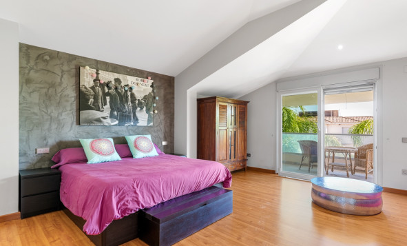 Herverkoop - 3. Halfvrijstaand huis - Elche - Costa Blanca Zuid