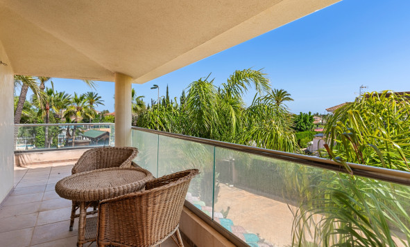 Herverkoop - 3. Halfvrijstaand huis - Elche - Costa Blanca Zuid