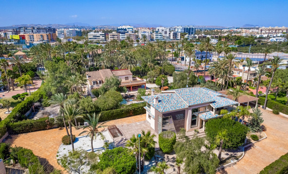 Herverkoop - 3. Halfvrijstaand huis - Elche - Costa Blanca Zuid