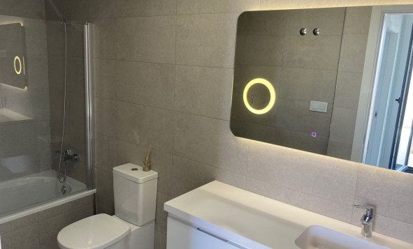 Herverkoop - 4. Halfvrijstaande villa - Pilar de la Horadada - Costa Blanca Zuid