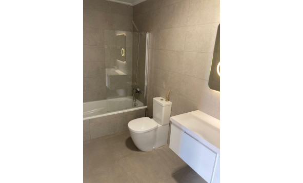 Herverkoop - 4. Halfvrijstaande villa - Pilar de la Horadada - Costa Blanca Zuid