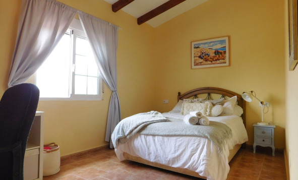 Herverkoop - 3. Halfvrijstaand huis - Dolores - Costa Blanca Zuid