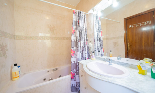 Herverkoop - 3. Halfvrijstaand huis - Orihuela Costa - Costa Blanca Zuid