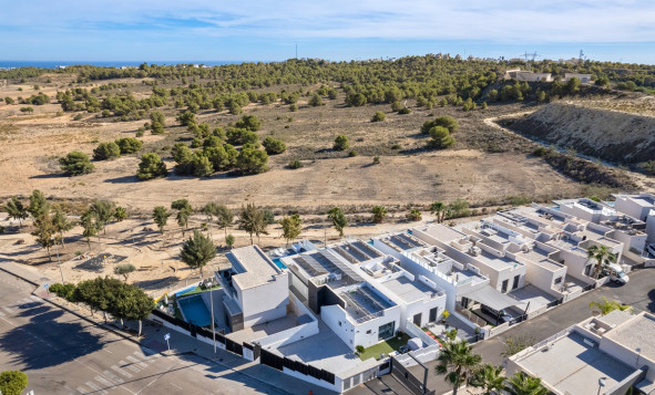 Resale - Villa - San Miguel de Salinas - Orihuela Costa