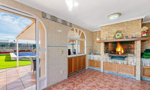 Herverkoop - 3. Halfvrijstaand huis - Torrevieja - Costa Blanca Zuid