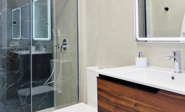 Herverkoop - 1. Appartement / flat - Torrevieja - Costa Blanca Zuid