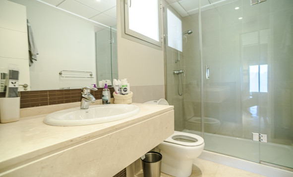 Herverkoop - 3. Halfvrijstaand huis - San Miguel de Salinas - Costa Blanca Zuid